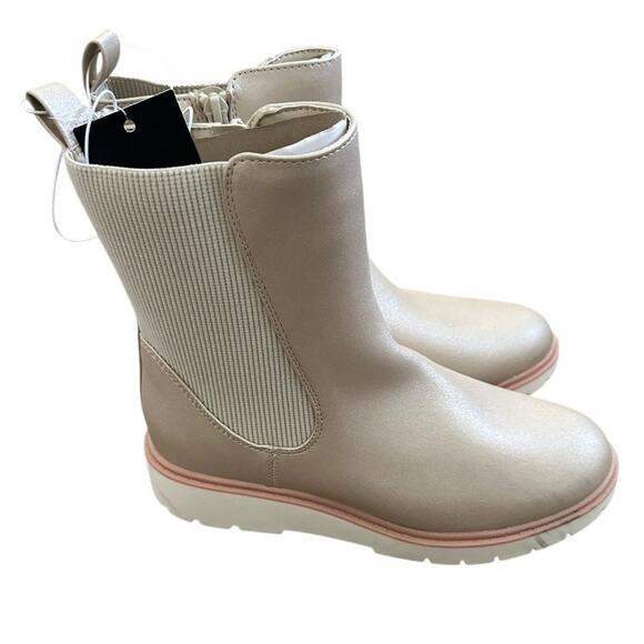 Laurel Chelsea Boots Girls size 4 Art Class New - Picture 1 of 10